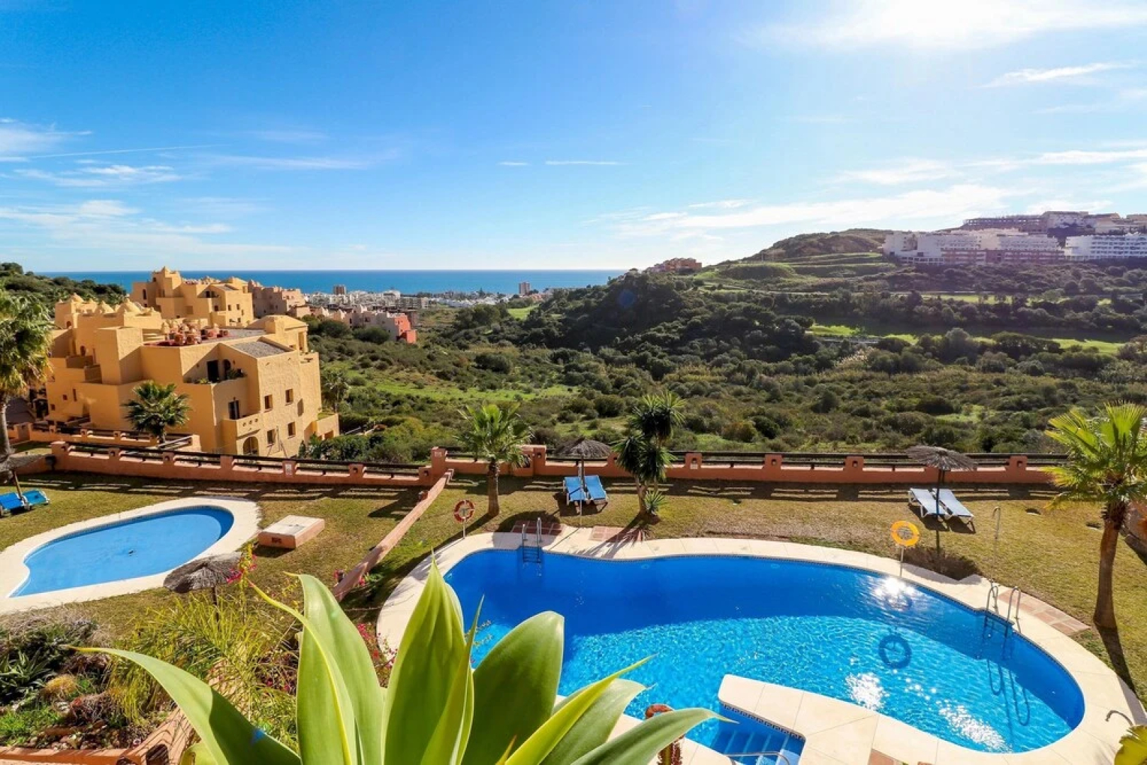Coto Real Manilva - Paradise 2BR Apartment in Manilva, Sea Views, Pool