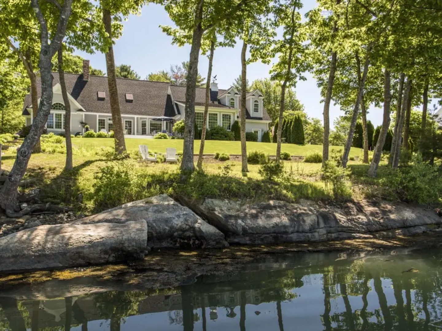 7 Apple Hill Lane Home 3 Bedrooms 2.5 Bathrooms Home