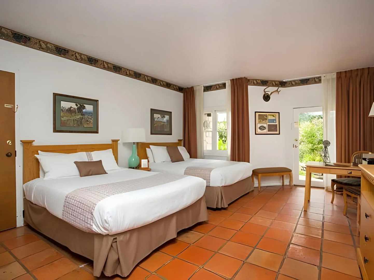 Y O Ranch Hotel