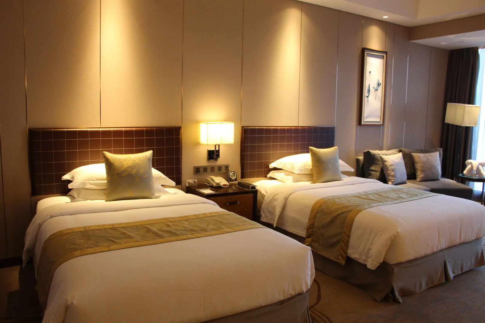 Golden Eagle Summit Hotel Yancheng