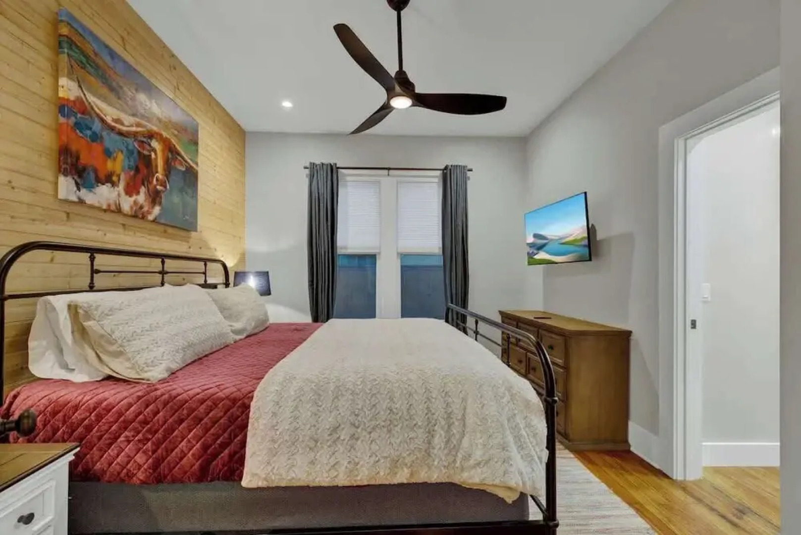 Tolle Haus: W/pool & Firepit-walk to Schlitterbahn, Comal Chutes & Downtown!