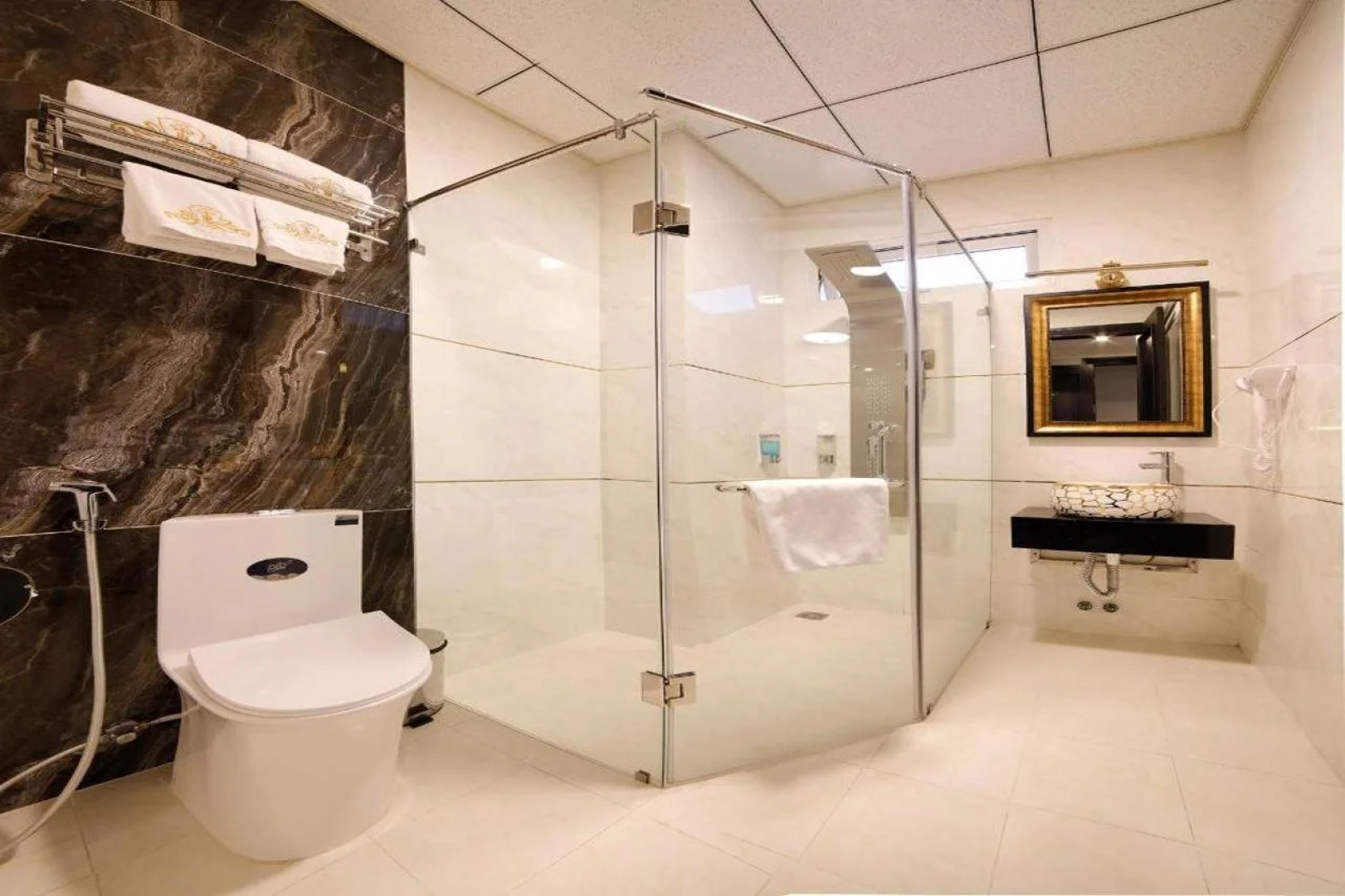 Queen T&T Dalat Hotel