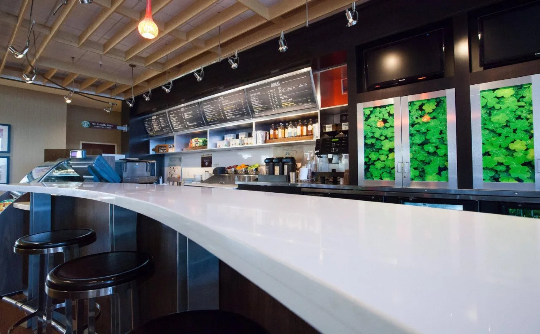 Courtyard by Marriott Kingston Highway 401/Division Street