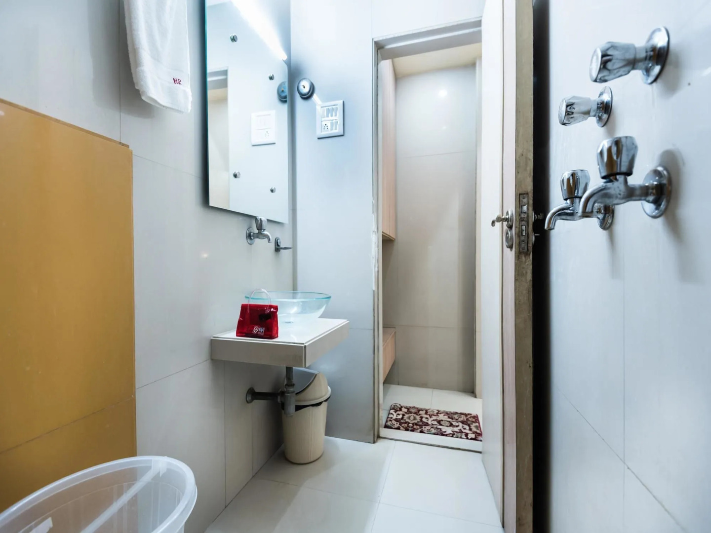 OYO Rooms Panvel Near Civil Court