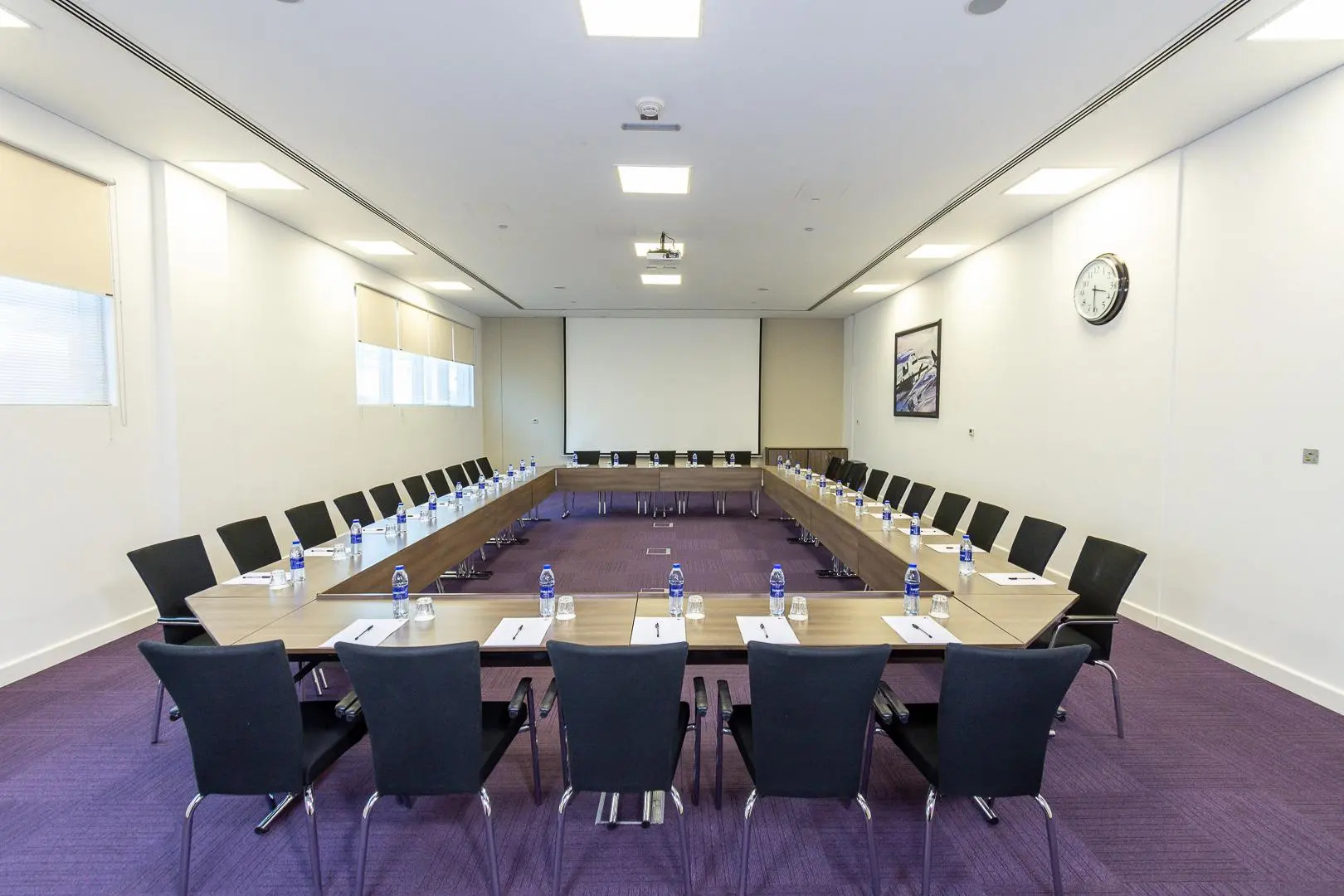 Premier Inn Abu Dhabi Airport (Business Park)