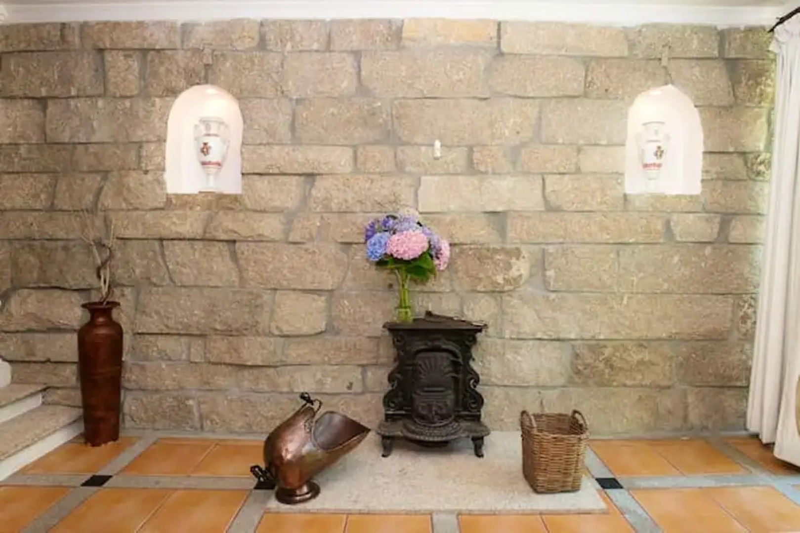 Villa With 3 Bedrooms In Parada With Private Pool And Wifi