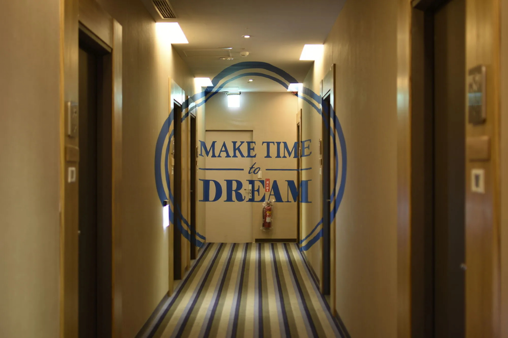 Travel Art Inn