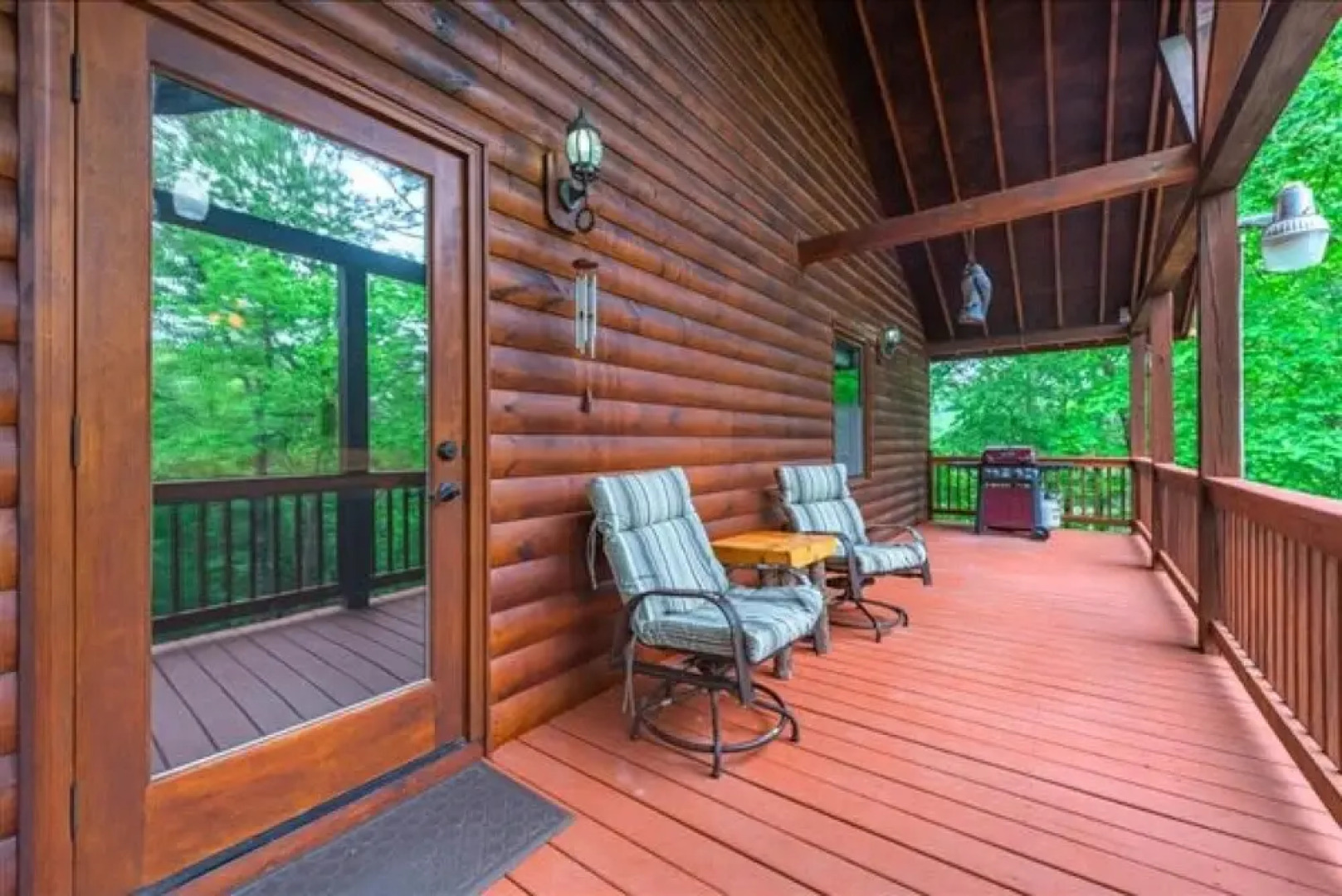 Ricks Retreat Charming Log Cabin Firepit Ping Pong hot tub Close to Blue Ridge