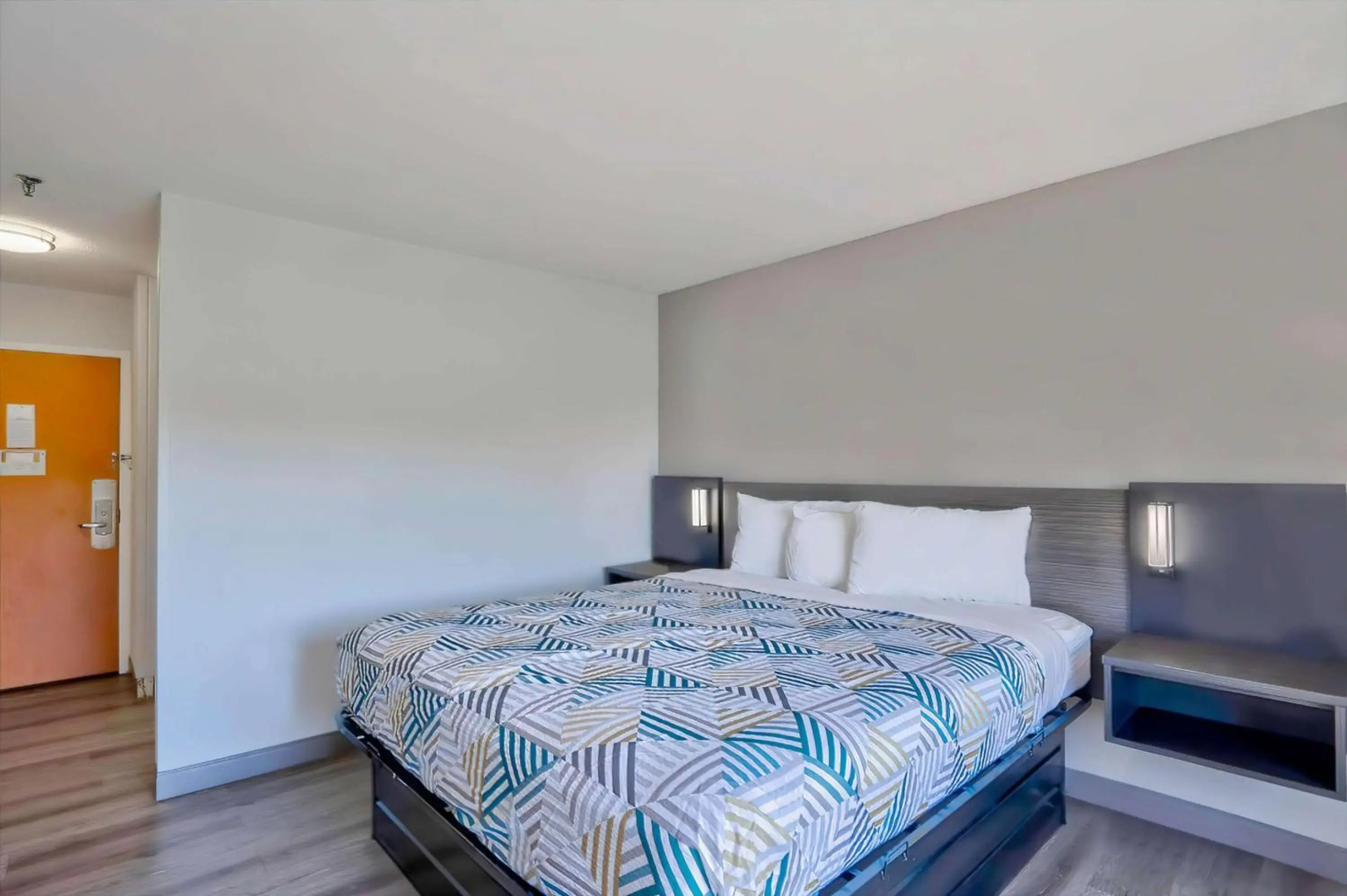 Motel 6 Virginia Beach, VA