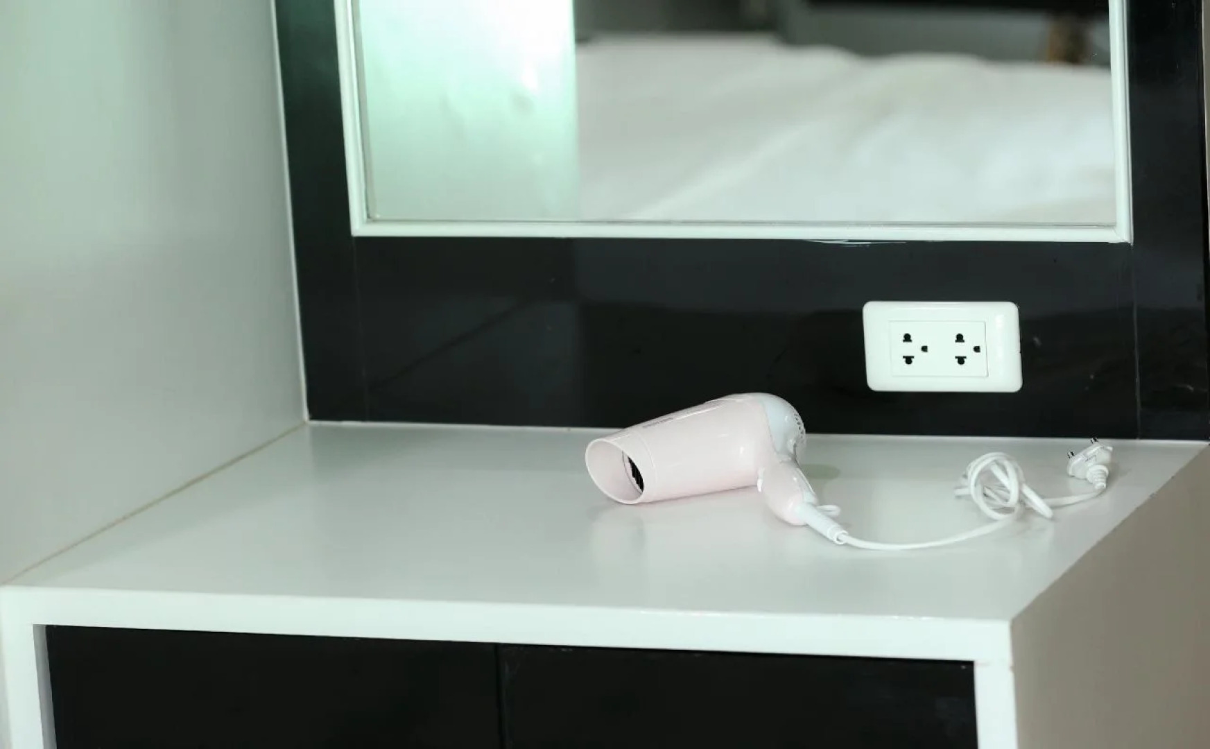 JK Living Hotel & Service Apartment