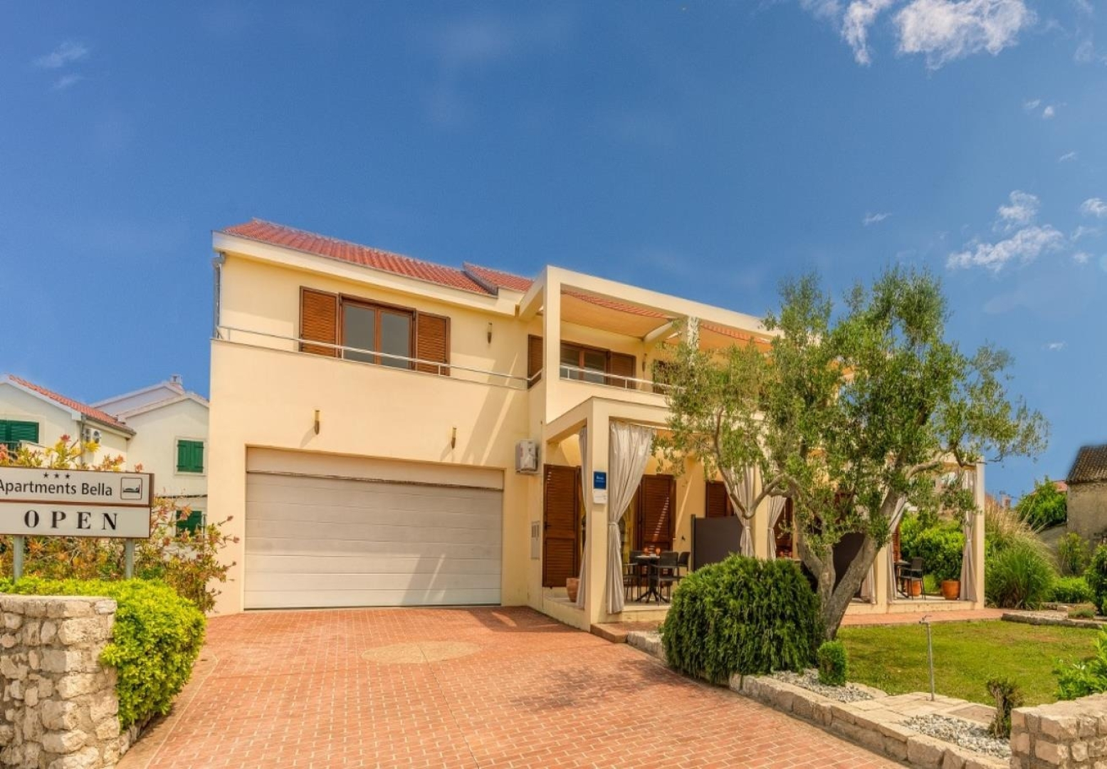 Apartment Bosko - 30m from the sea with parking: A3 Nin, Zadar riviera