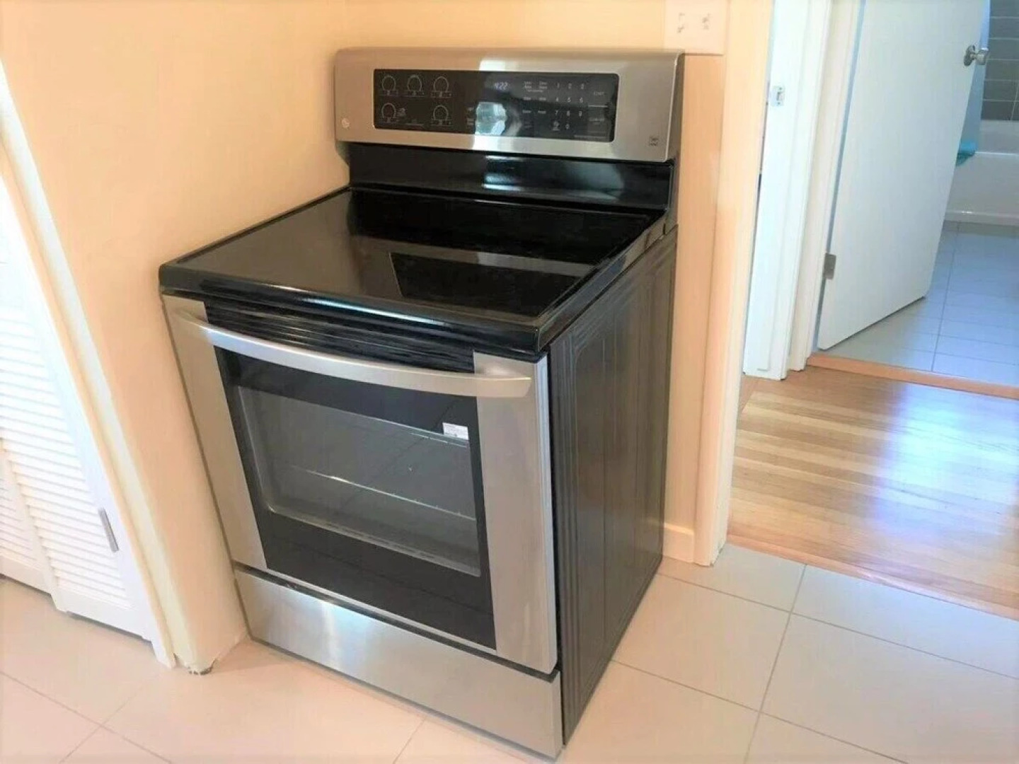 3420 El Cerrito Plaza 1BR apt / Walk to