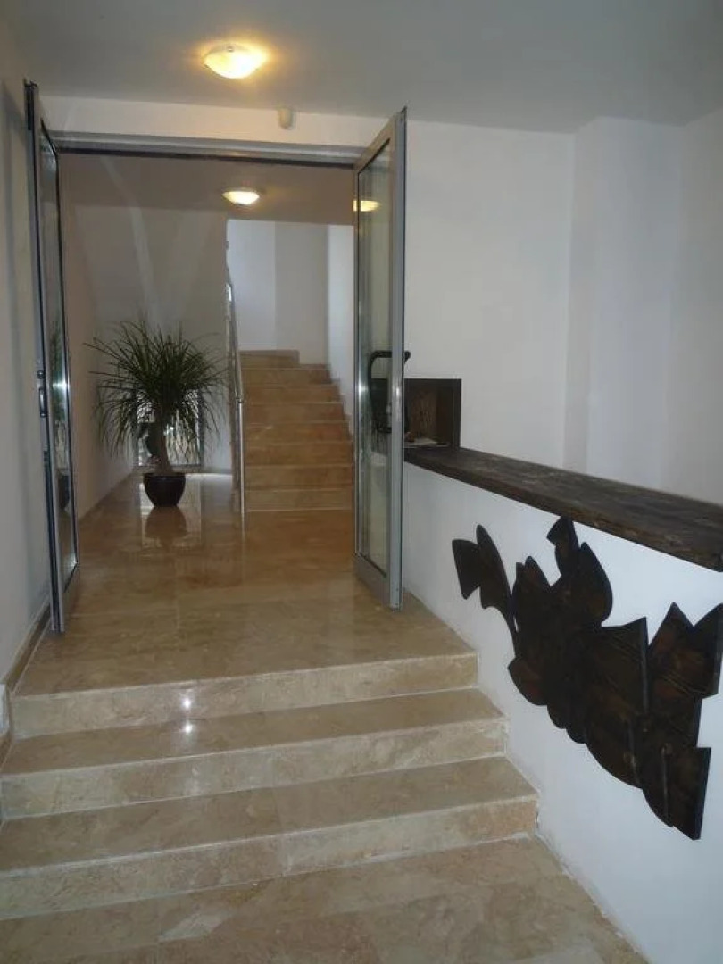 Neva Guest Rooms and Studios