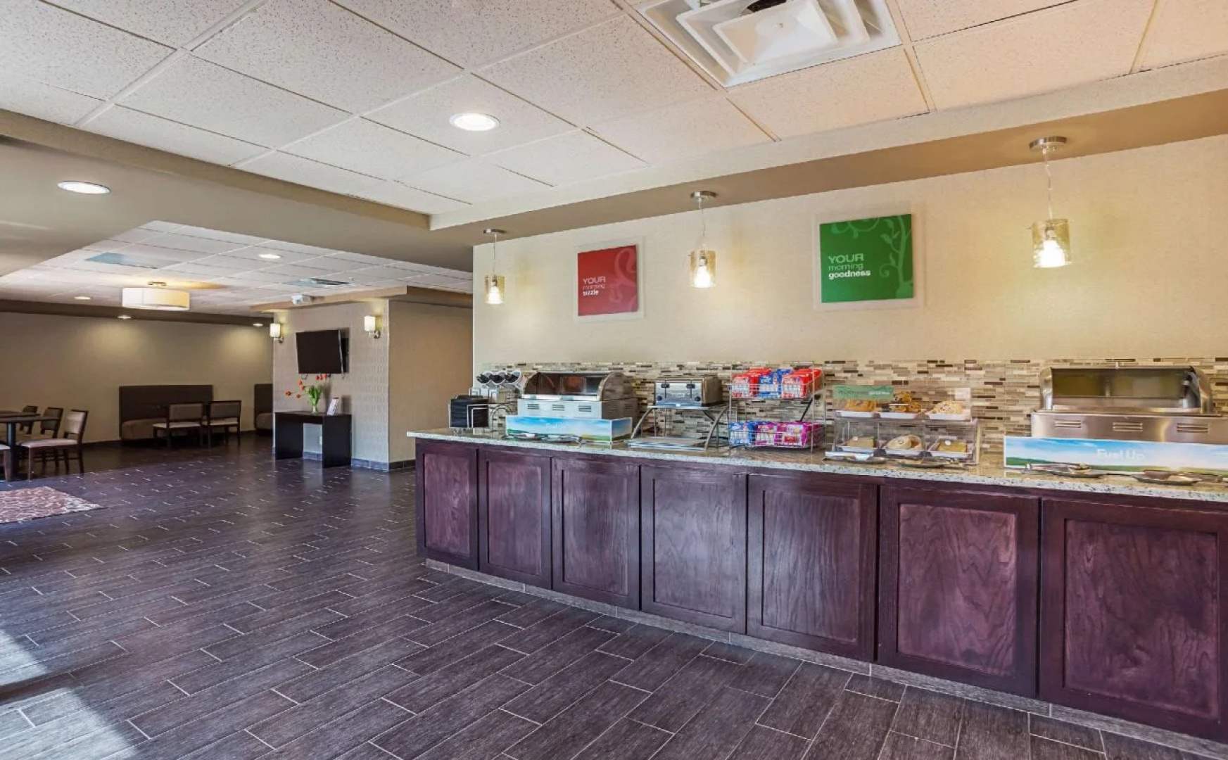 Comfort Suites University