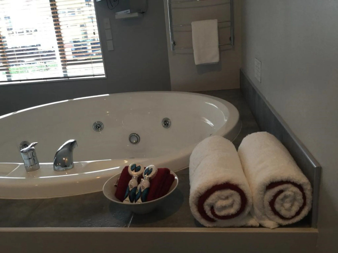 Aubyn Court Spa Motel