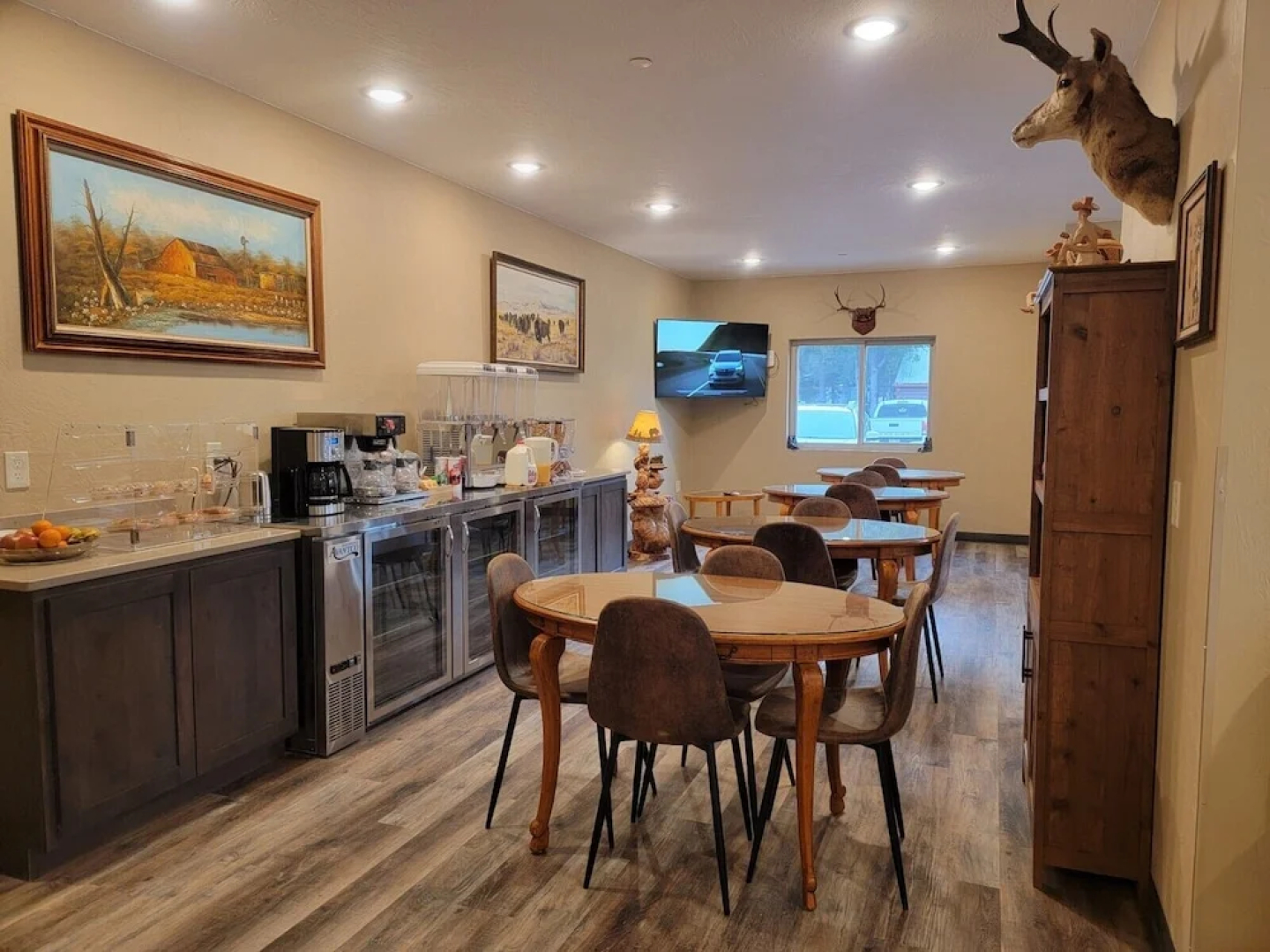 Wagon Wheel Hotel