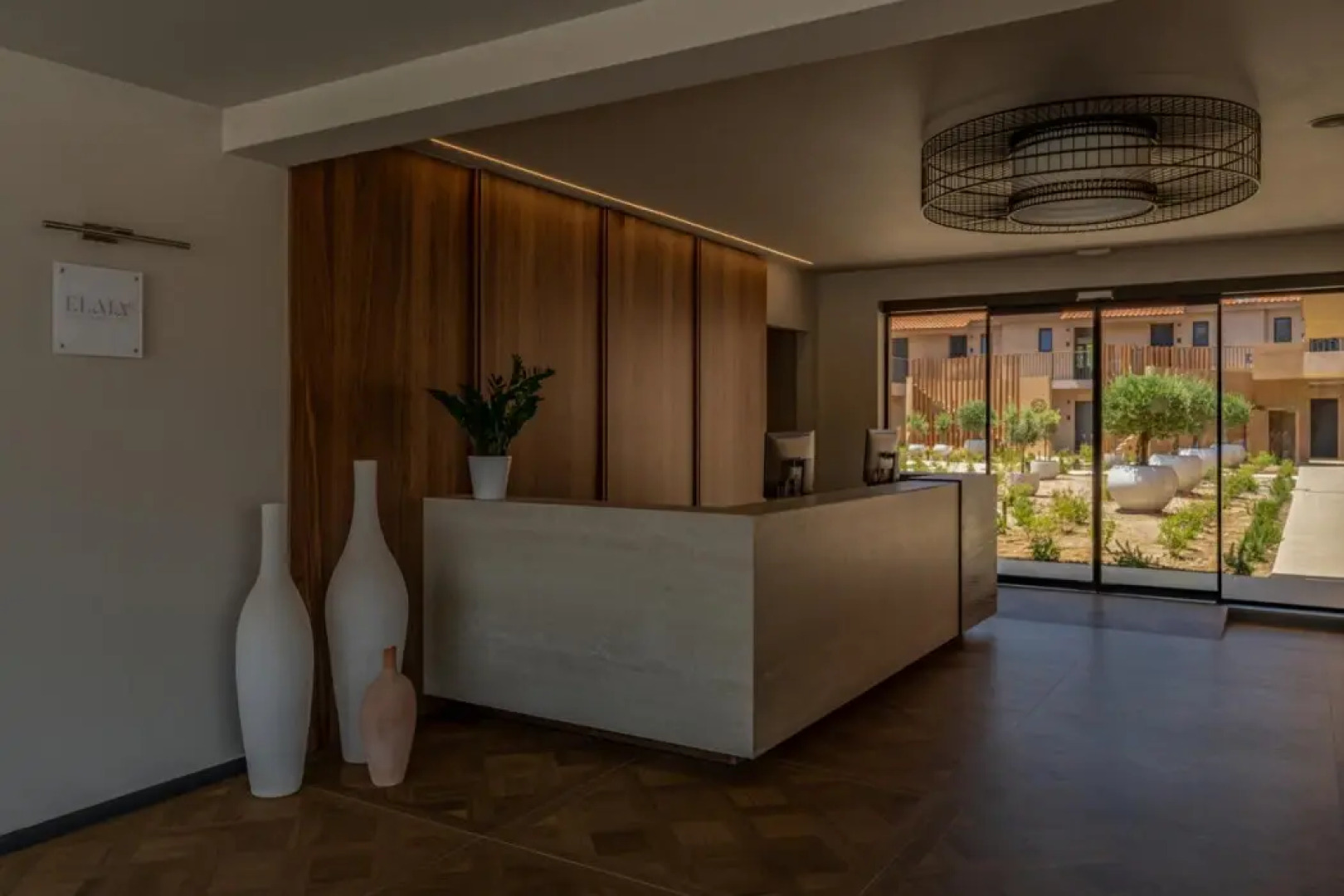 Eleonas Hotel Aparts