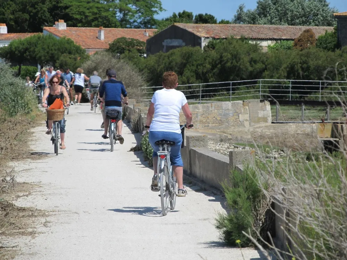 Attractive Villa on Exclusive Family Park With Swimming Pool in Peaceful Setting