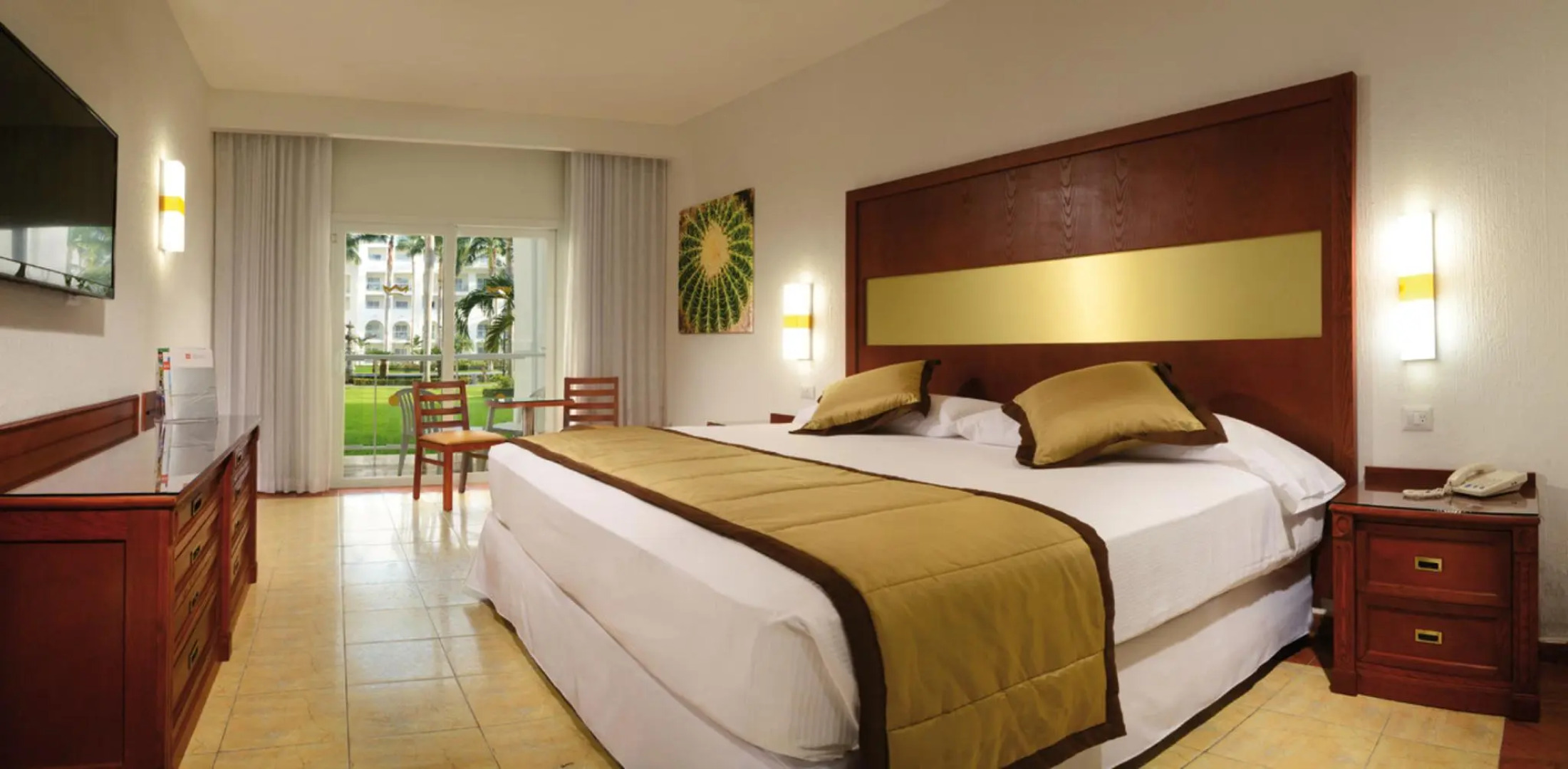 Hotel Riu Jalisco - All Inclusive