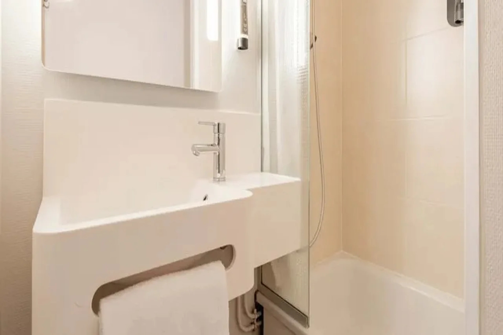 B&B HOTEL Douai Parc des Expos Cuincy