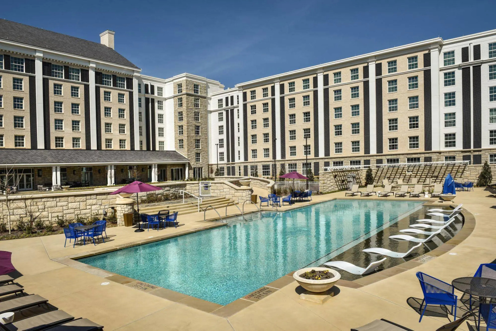 The Guest House at Graceland