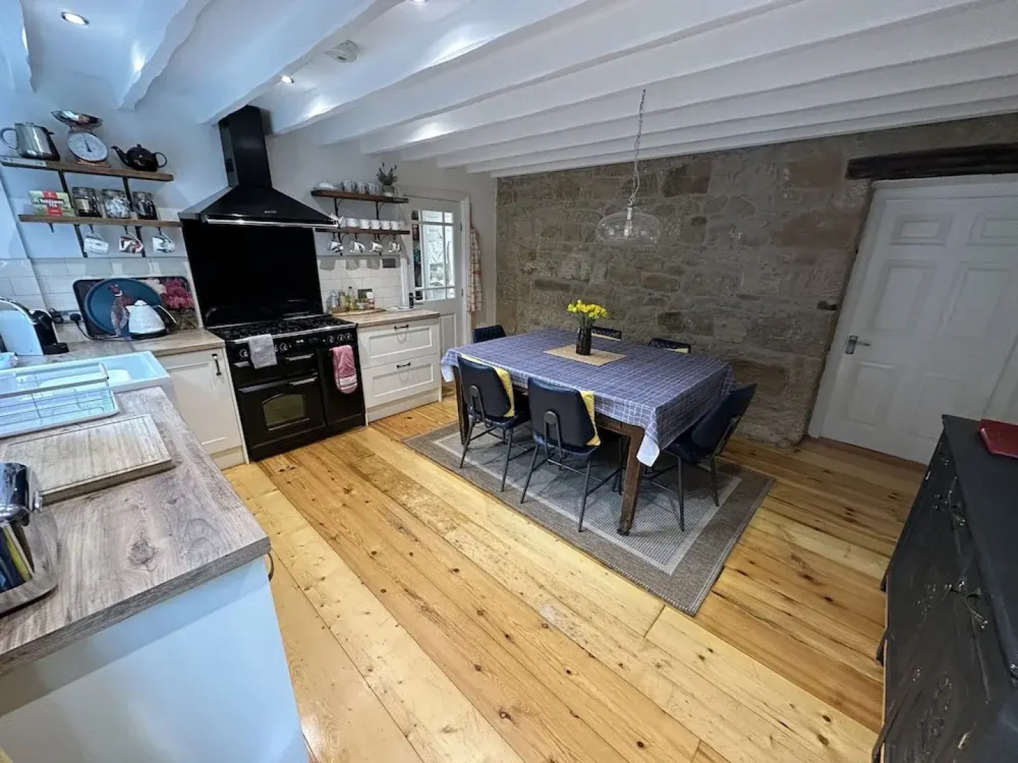 Laburnum Cottage
