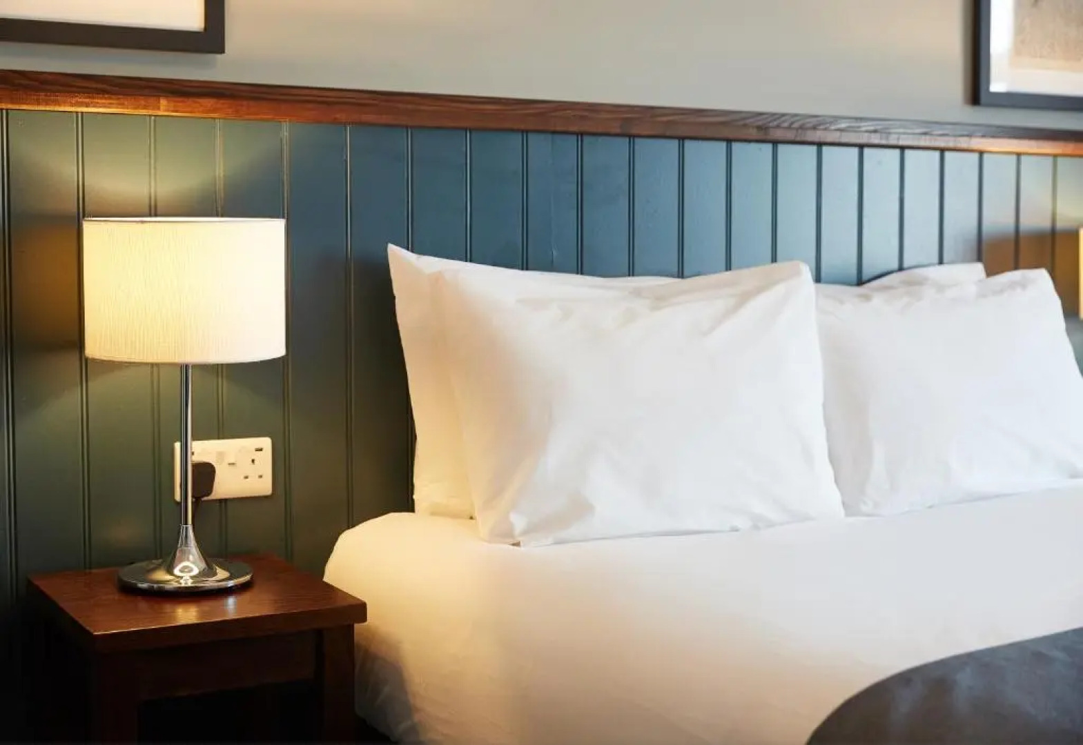 The Spyglass and Kettle