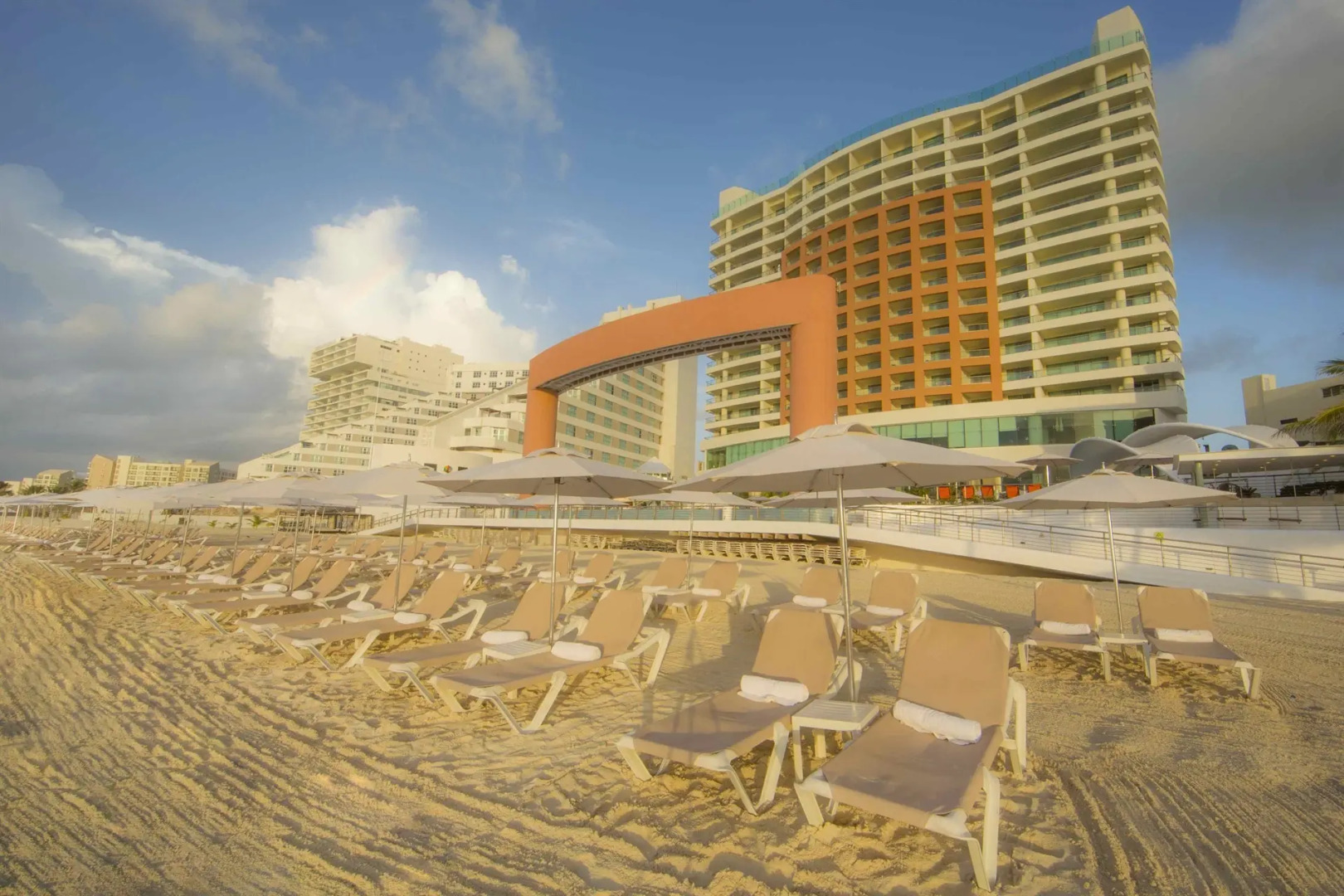 Beach Palace Family Resort & Spa - All-Inclusive