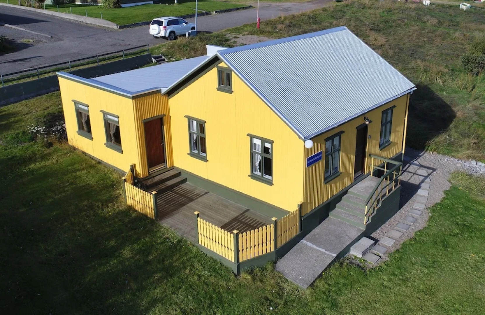 Blómsturvellir Holiday Home