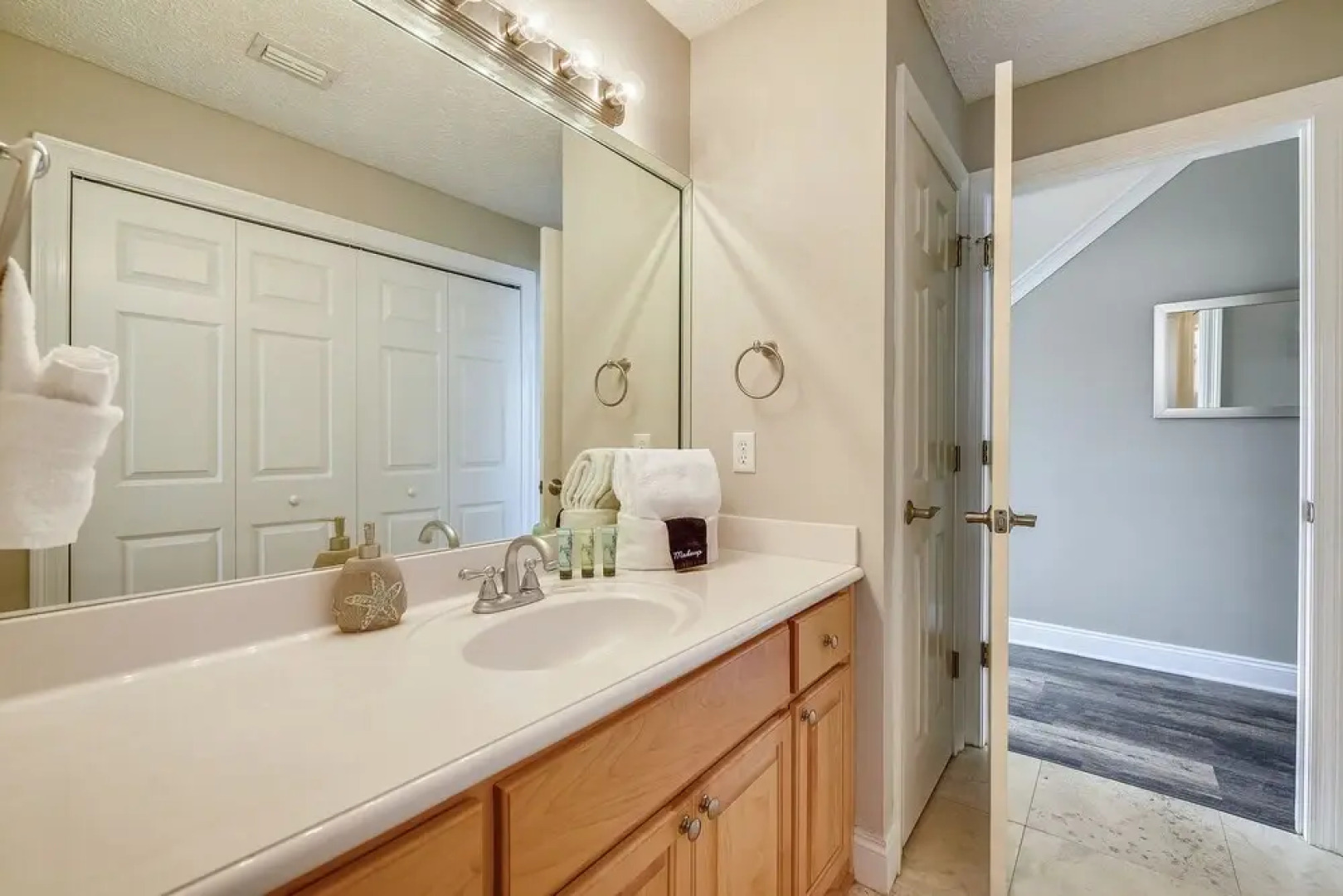 Serenity Beach by Book That Condo