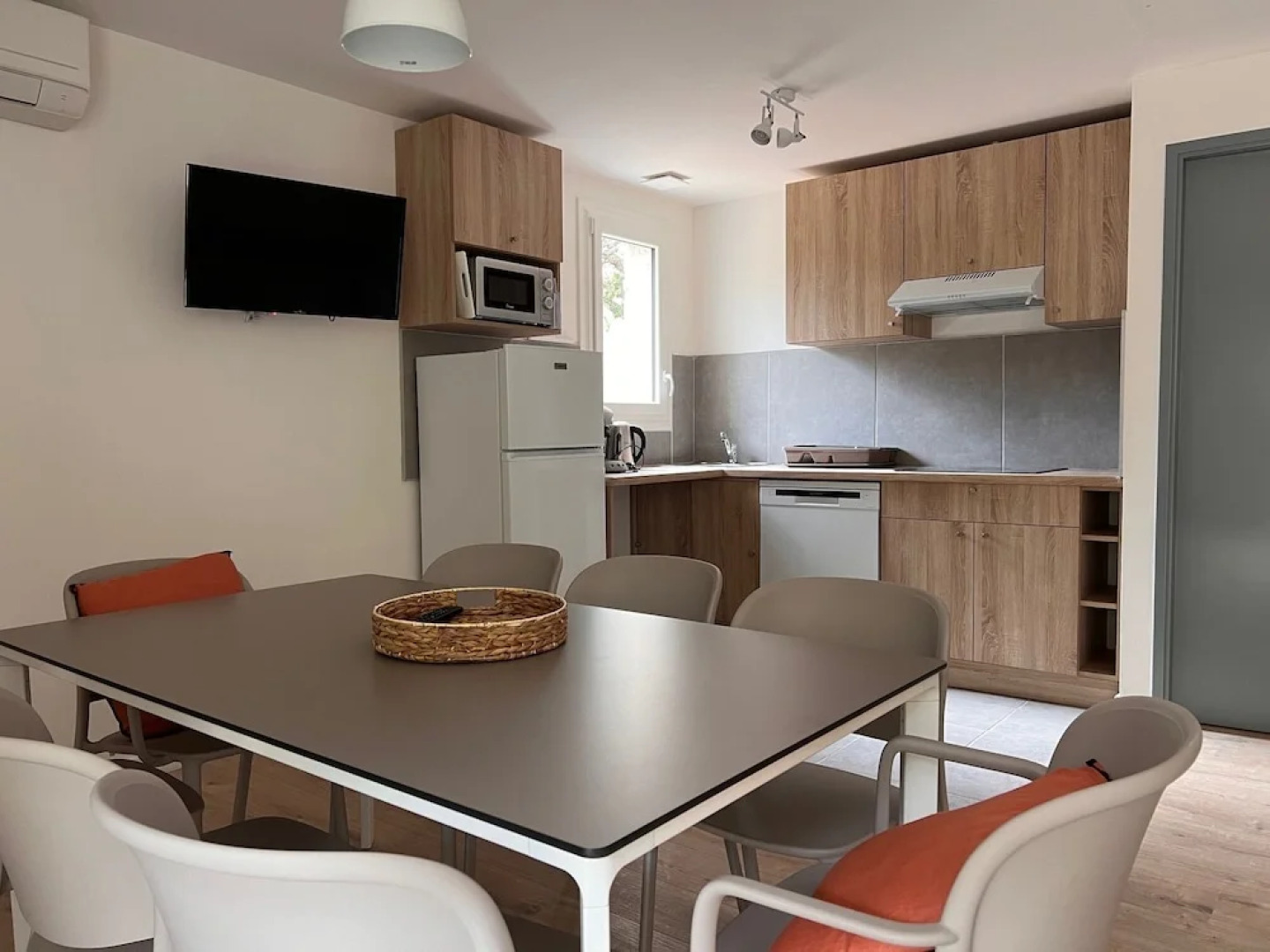 VVF Méjannes Gard, Méjannes le Clap