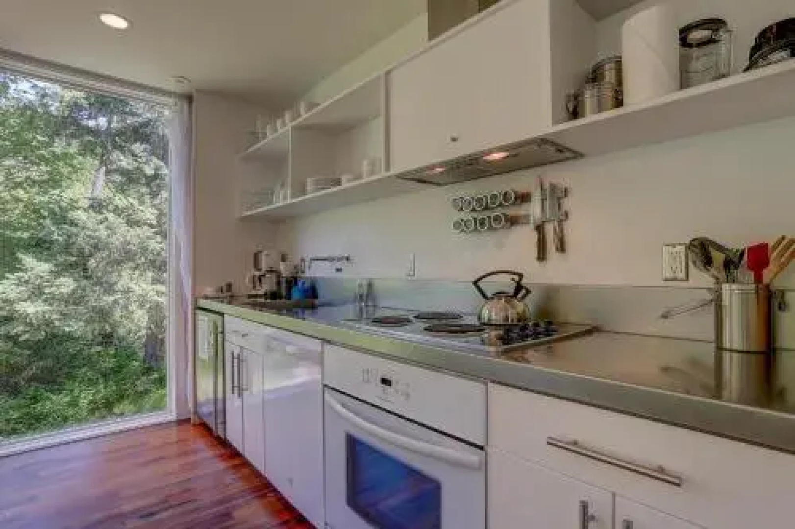 Neal Creek-River Vw-Ac-2br/1ba