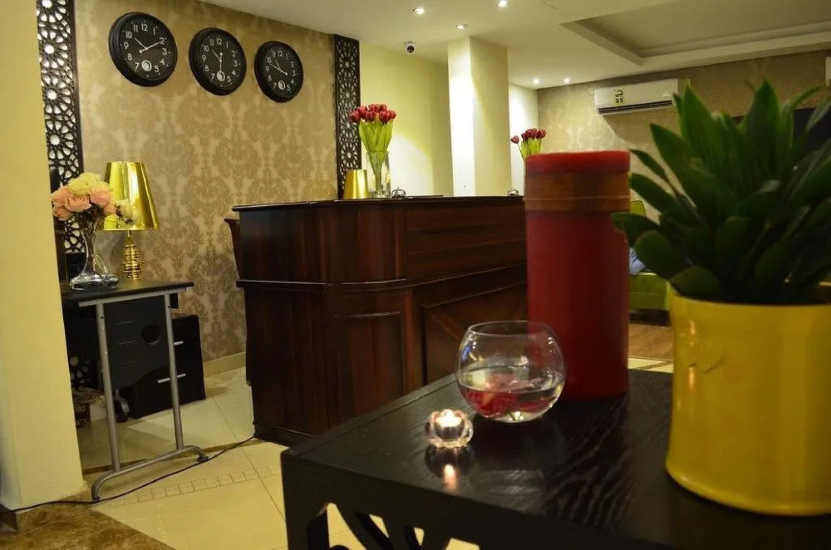 Grand Plaza Hotel Suites