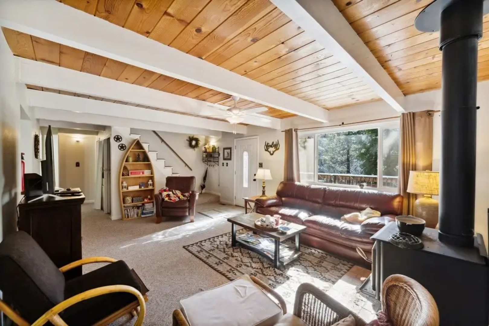 Cozy, Cute, Cabin In The Woods 3 Bedroom Cabin by RedAwning
