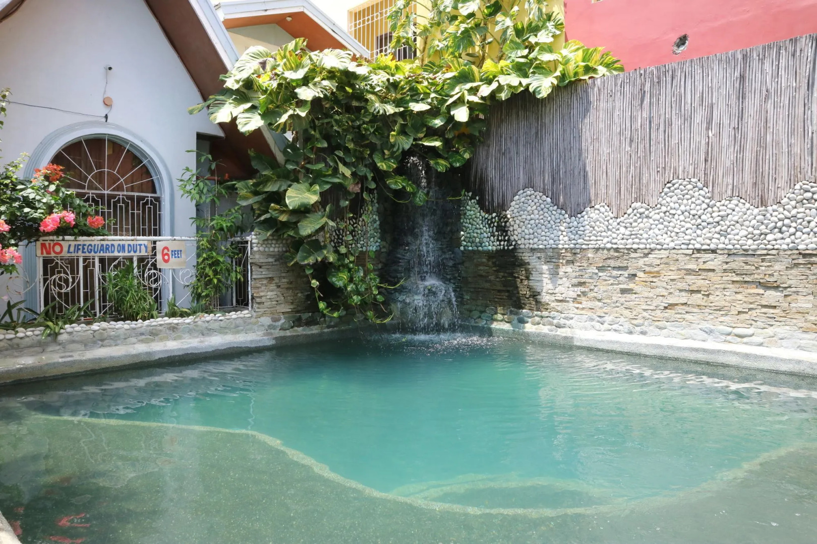 Simons Heritage Resort Puerto Galera