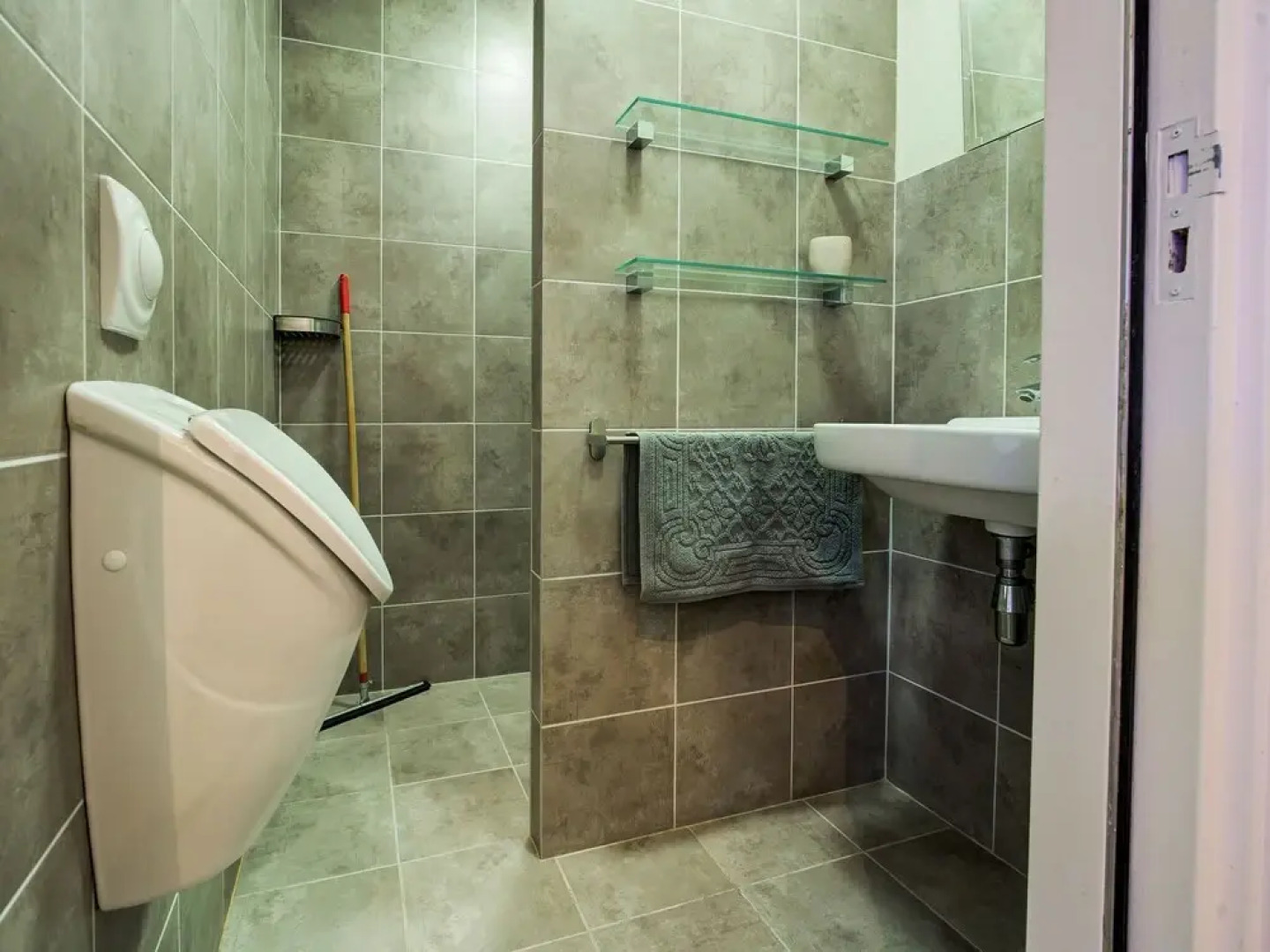 Picturesque Holiday Home in Oldenzaal with Hot Tub