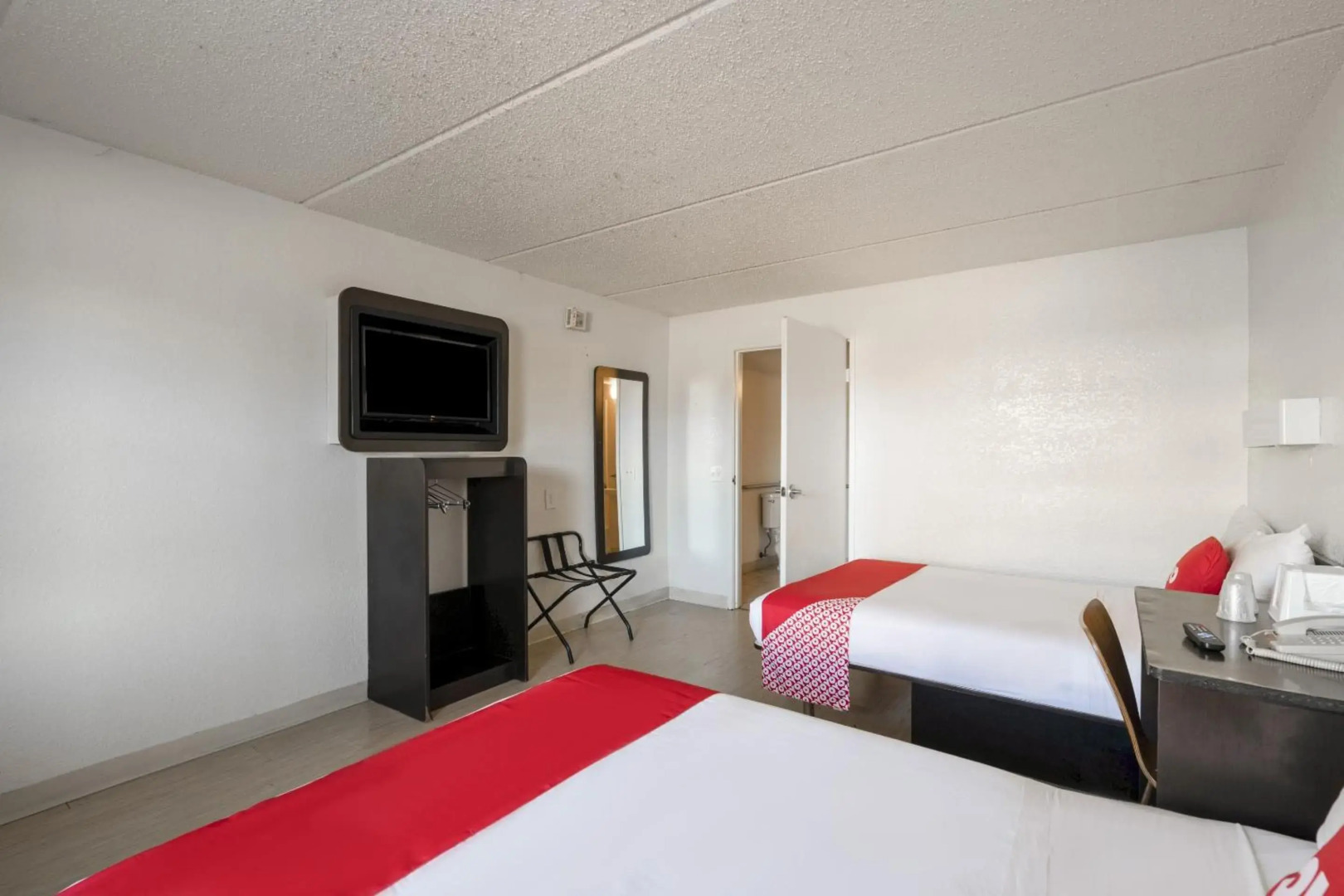 Holiday Inn Express Hotel & Suites Helena
