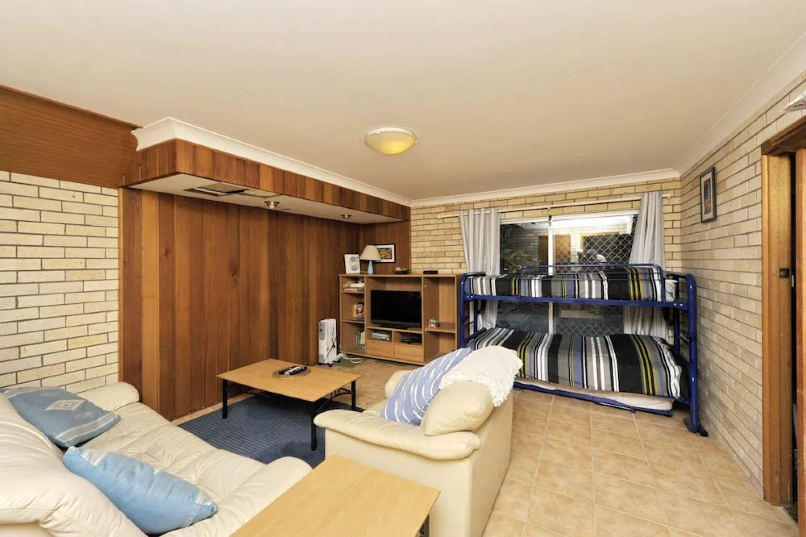 Pet Friendly Lentara St 10 - Fingal Bay