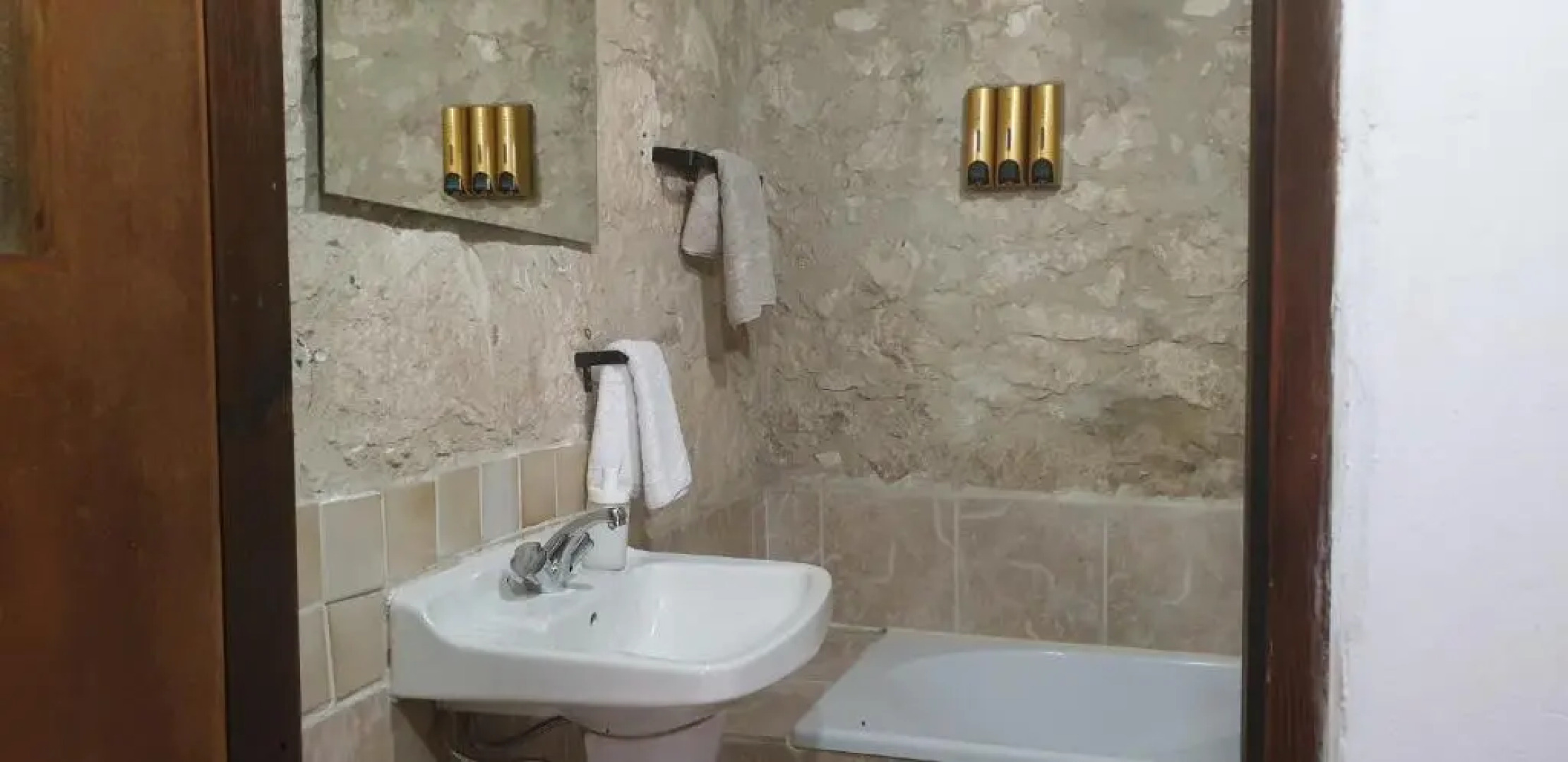 Galileo Cottage House (BREAKBOOKING CY)