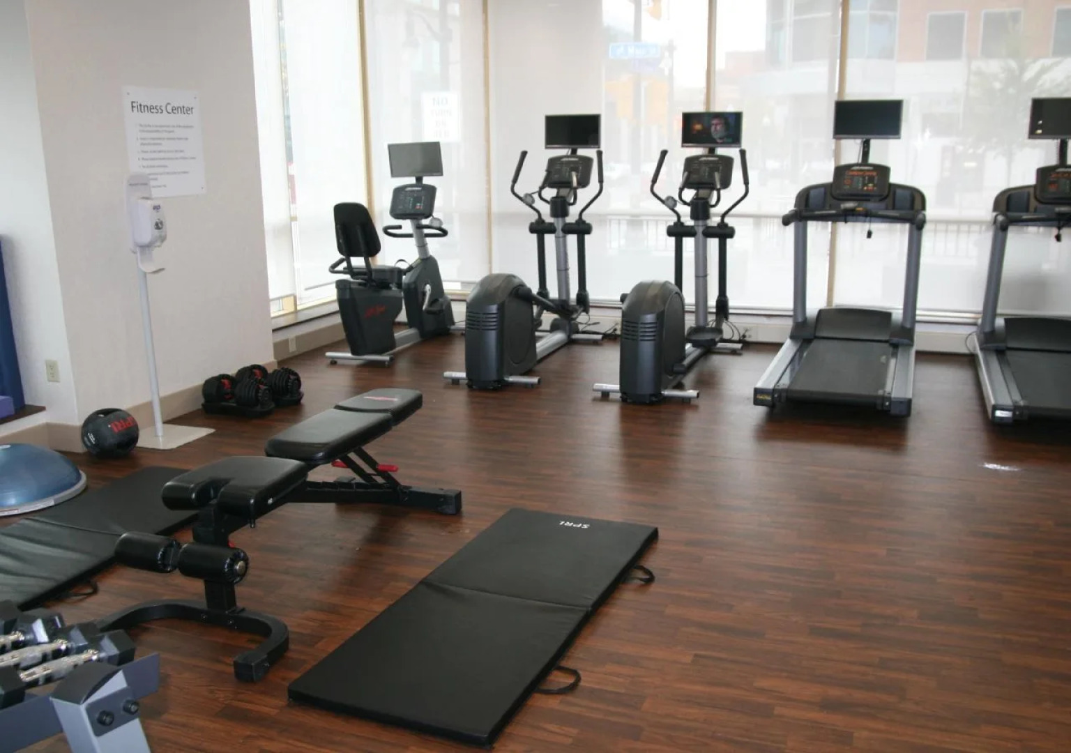 Holiday Inn Express & Suites Buffalo Downtown - Medical CTR by IHG