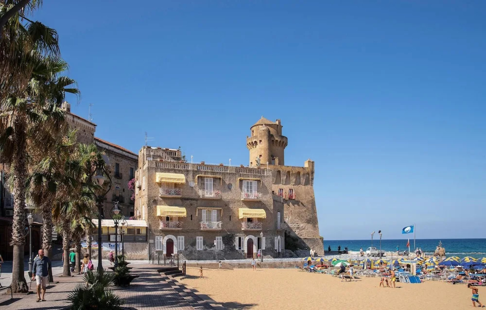 Amazing Home in Laureana Cilento With Jacuzzi, 3 Bedrooms and Wifi