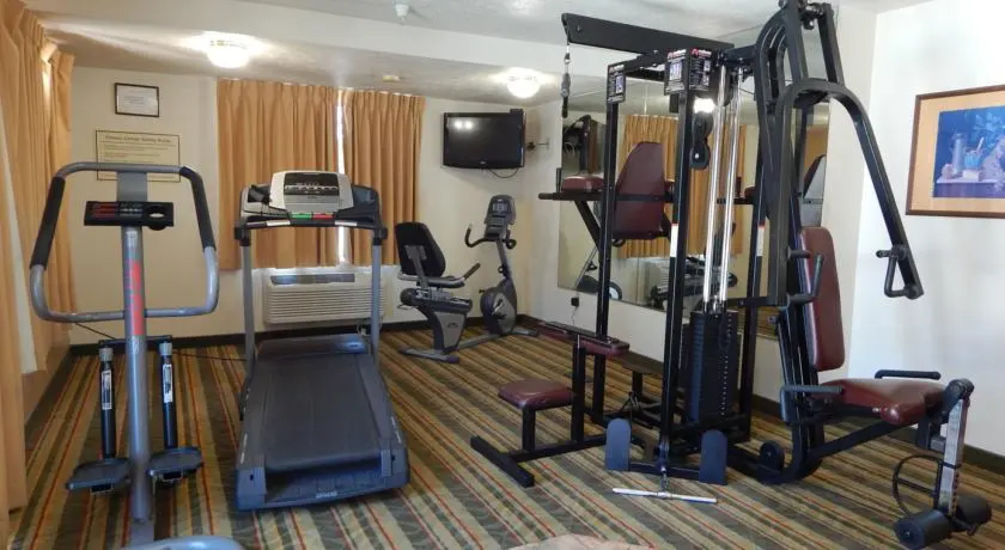 Comfort Inn & Suites Visalia