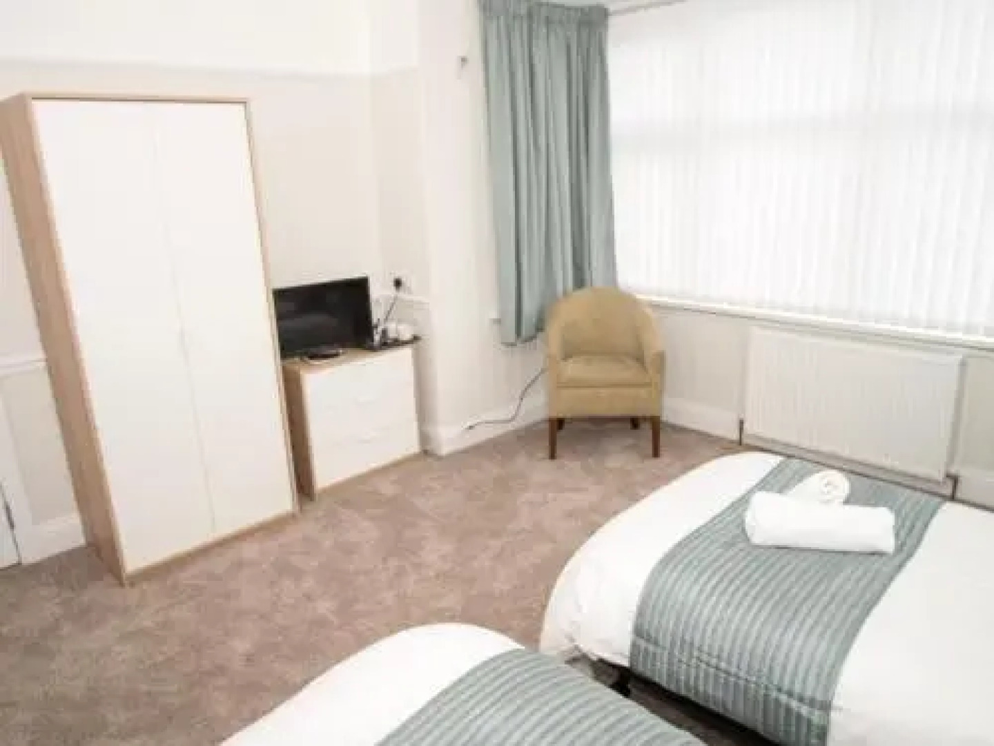 Longstone House Hotel