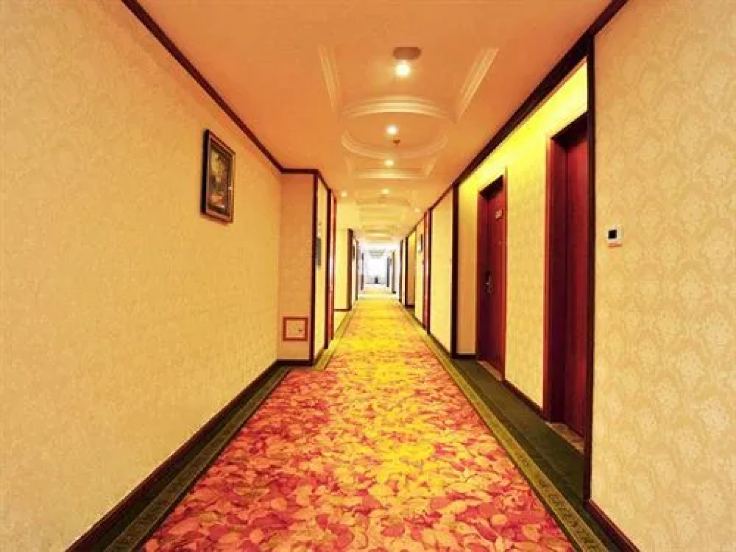 GreenTree Inn Ningbo Jiangbei Zhuangqiao Train Stn Exp Htl