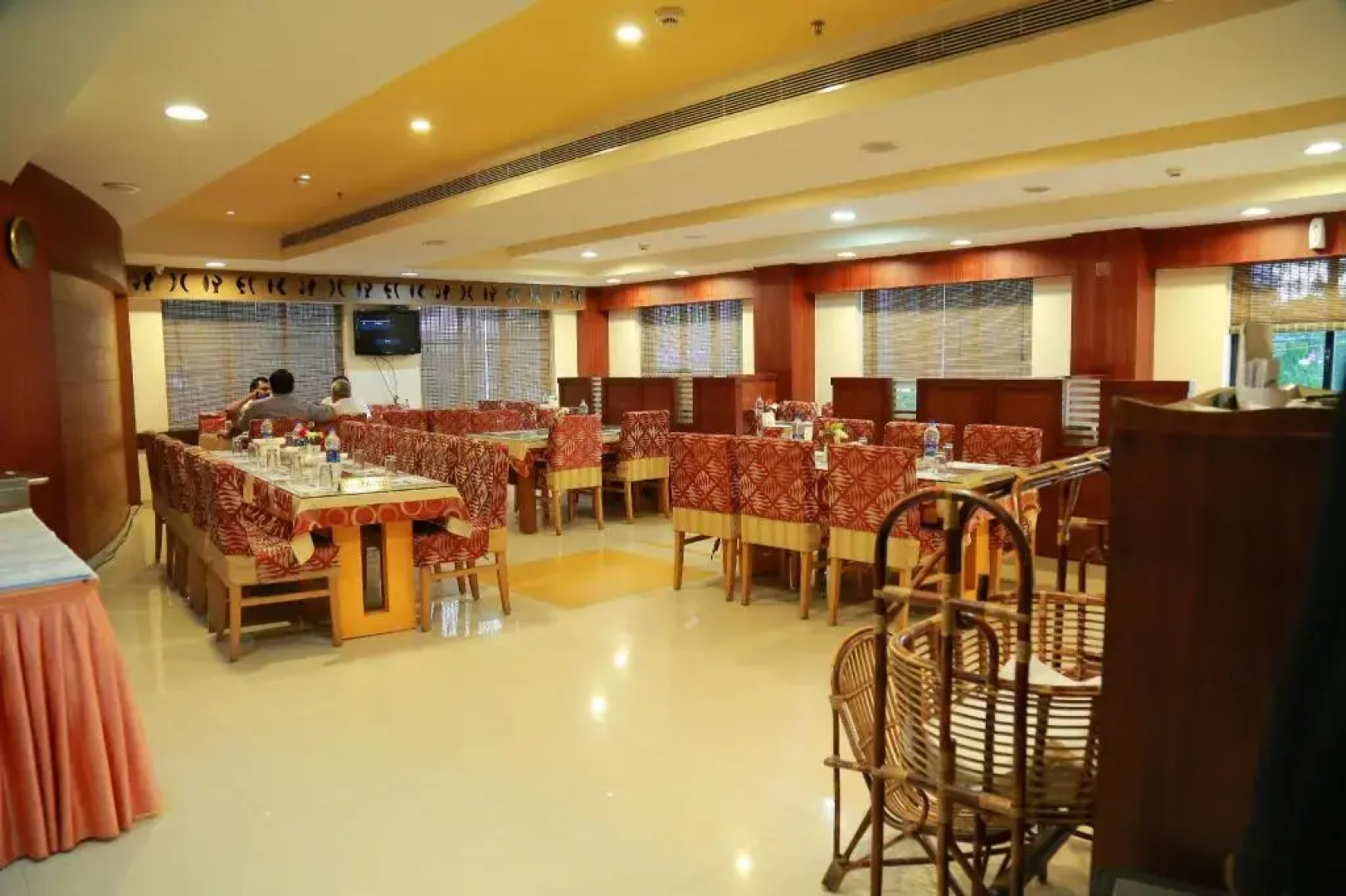 Hotel Kabani International
