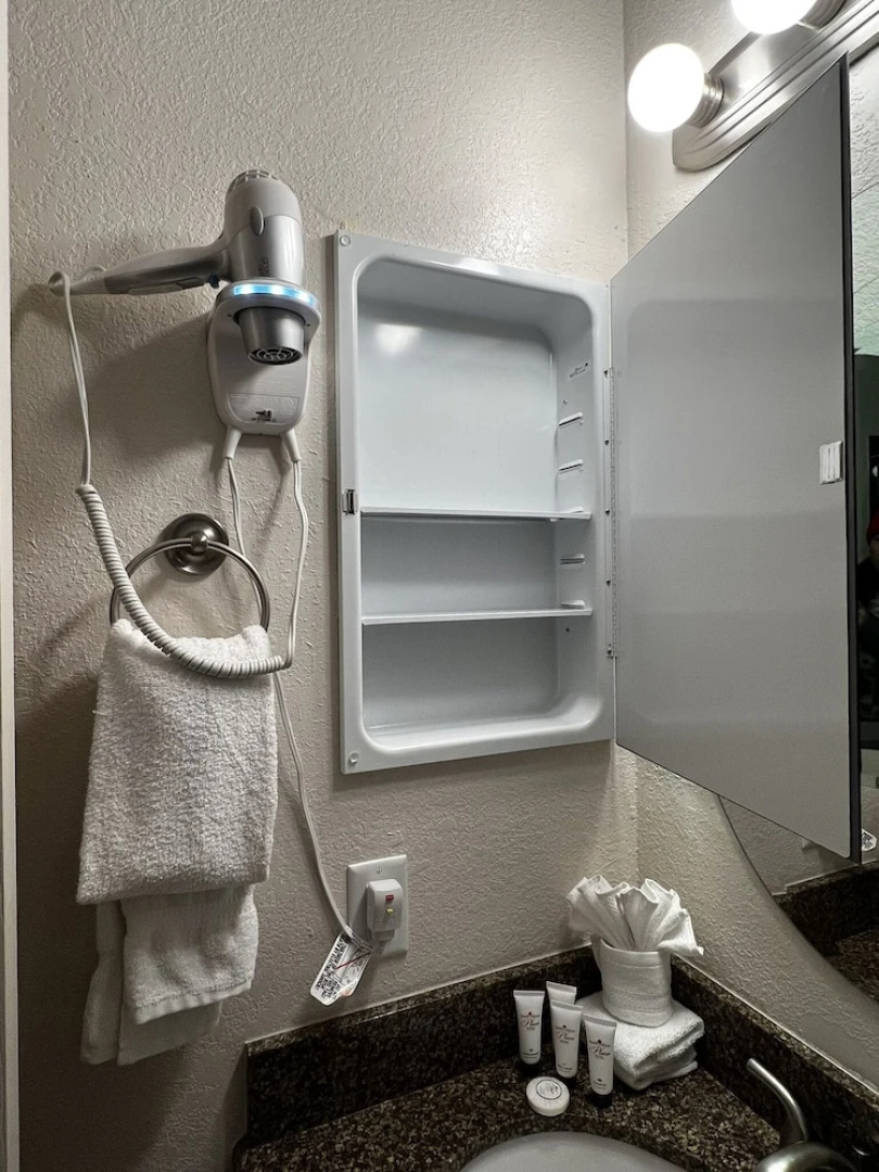 Canyon Plaza Premier Studios and Apts