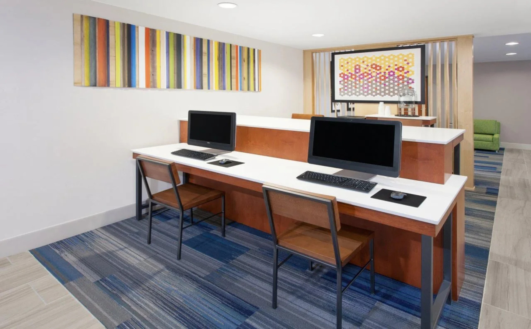 Holiday Inn Express Hotel & Suites, a Lake Zurich-Barrington by IHG