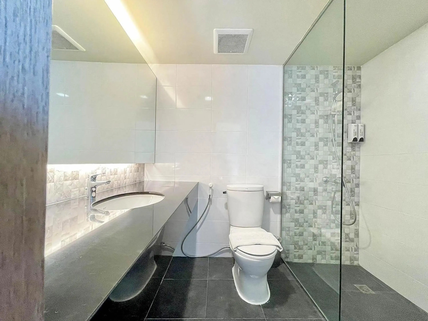 The One Hotel Bay Breeze Pattaya