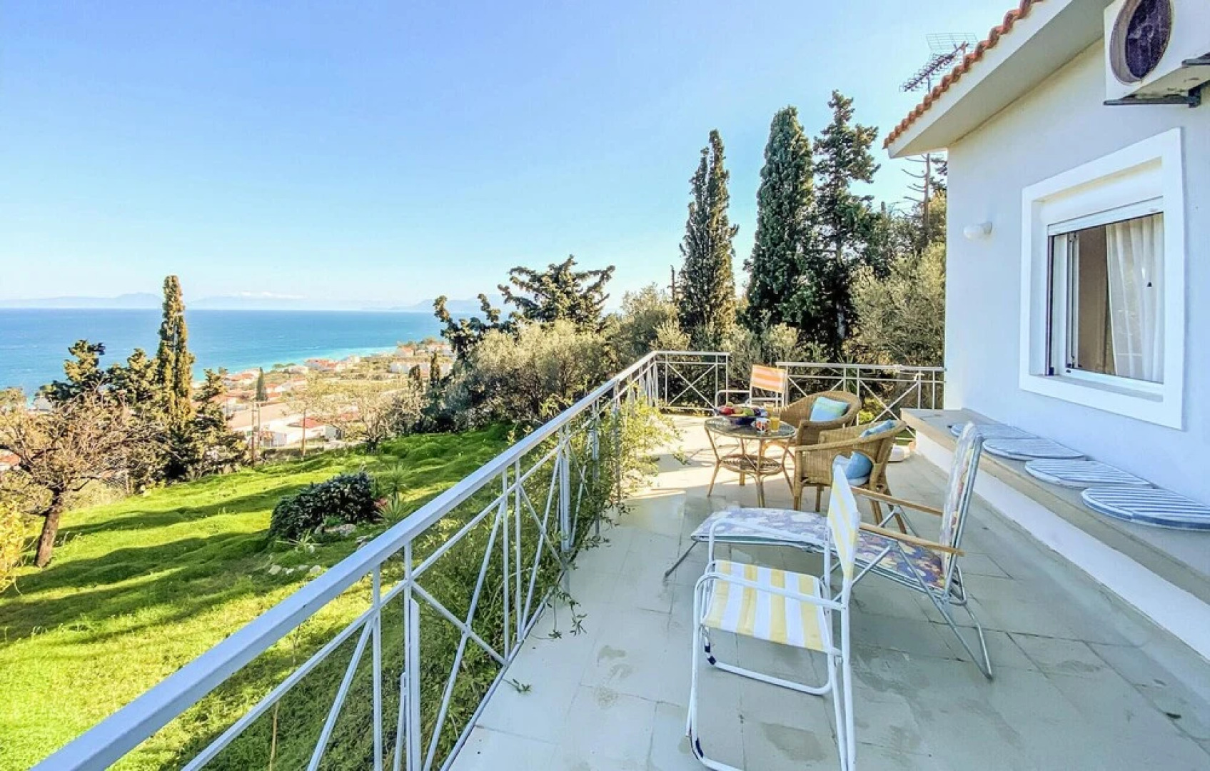 Beautiful Home in Melissi With 3 Bedrooms and Wifi