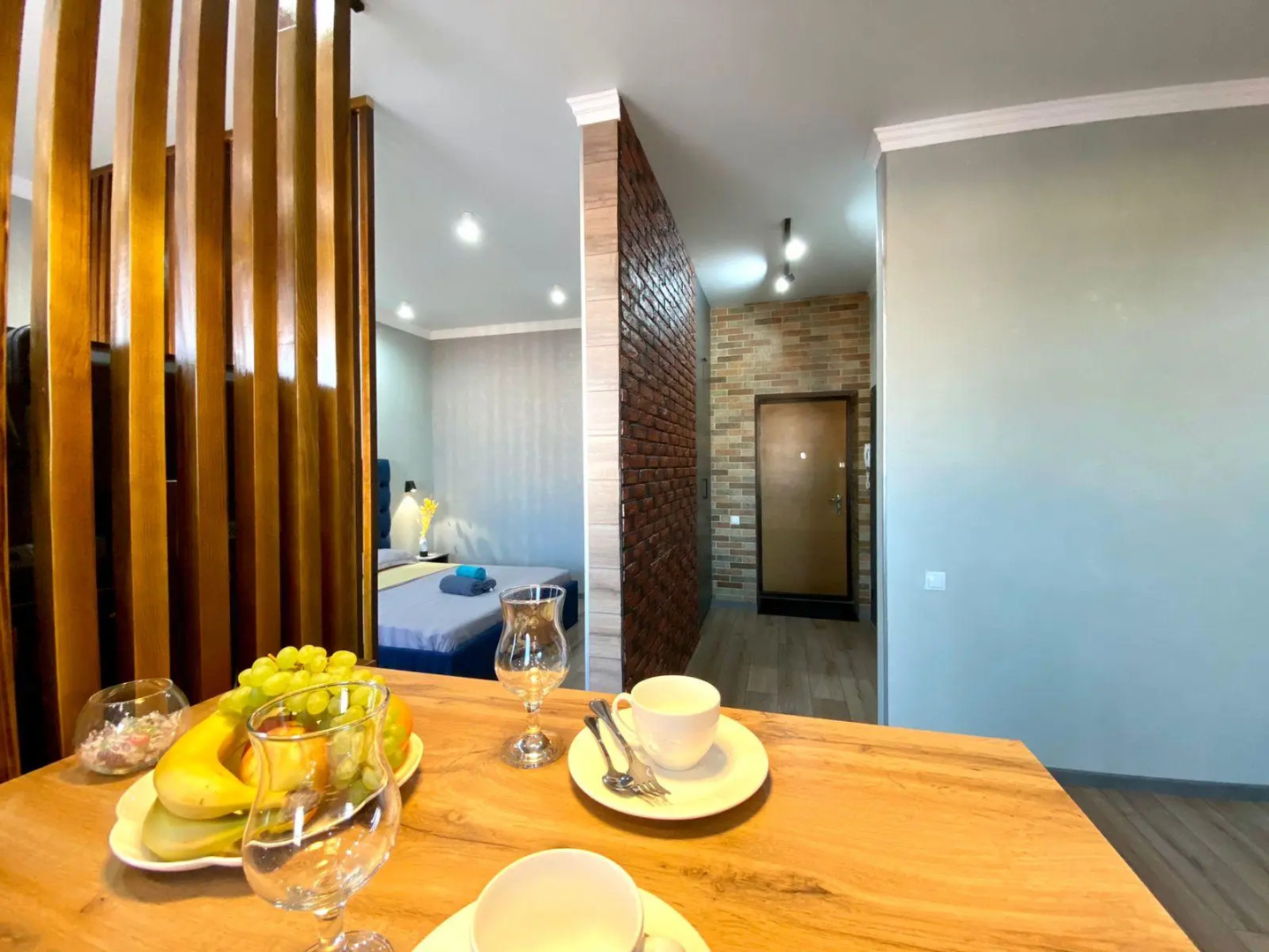Light House (Лайт Хаус) на проспекте Алии Молдагуловой 30Б